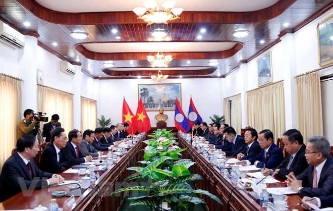 Vietnamese, Laos Party inspection agencies look to foster ties