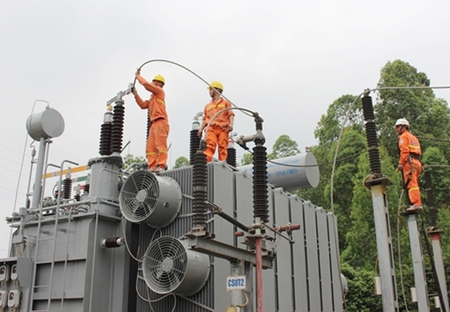 Vietnam to purchase more power from China, Laos