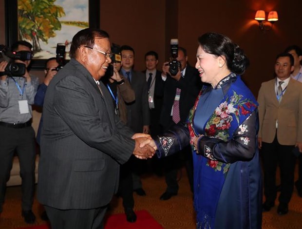 NA Chairwoman meets Lao leader