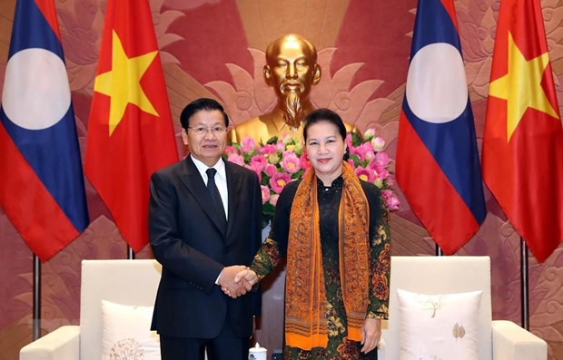 NA leader welcomes Lao PM in Hanoi