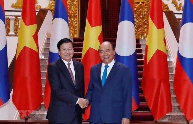 Vietnam, Laos issue joint statement