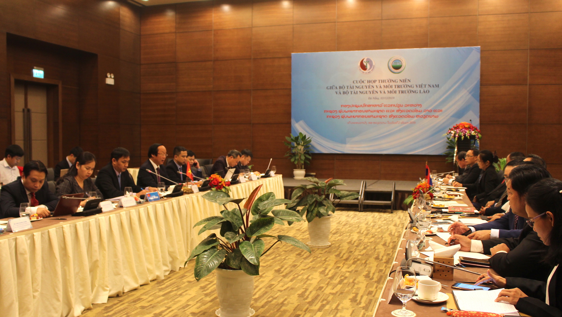 Vietnam-Laos strengthens cooperation in natural resources and environment