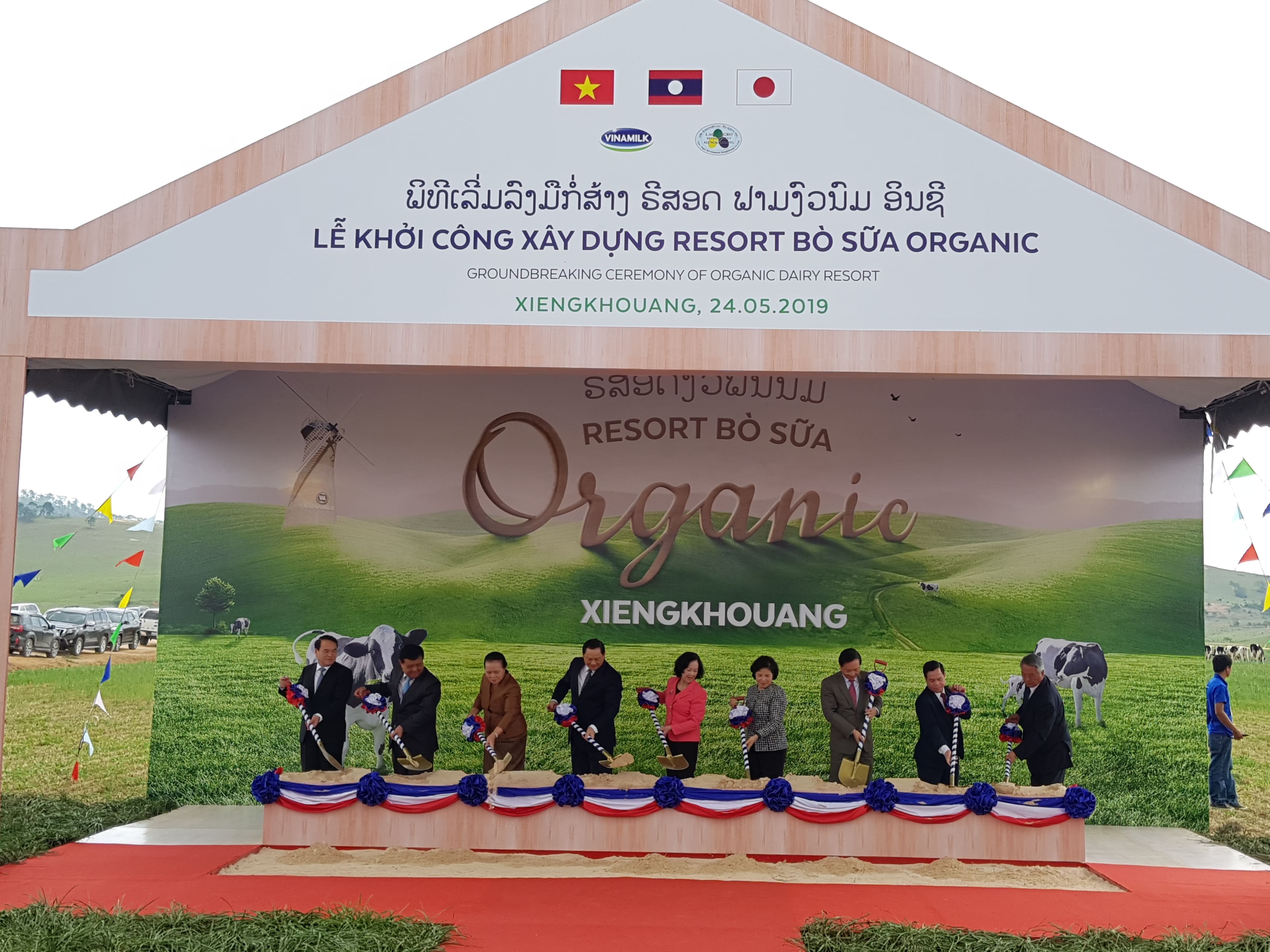 Vinamilk starts construction of dairy resort in Laos