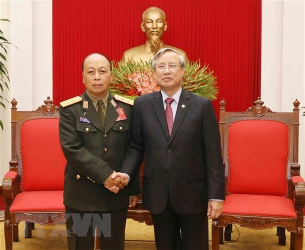 Party official: Vietnam will do best to foster ties with Laos