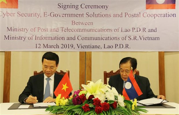 Lao officials appreciate Vietnam-Laos cooperation in information-communication