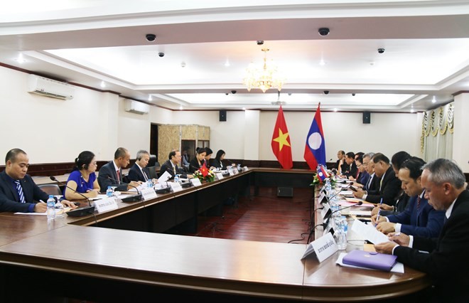 Vietnam, Laos hold fourth political consultation in Vientiane