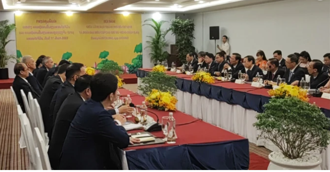 Ho Chi Minh City and Vientiane Capital Commit to Deepening Cooperation Across Multiple Sectors
