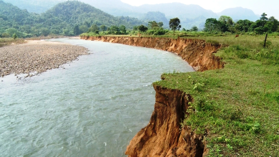 A Troubling Development: The Fall In of the Vietnam - Laos Border River