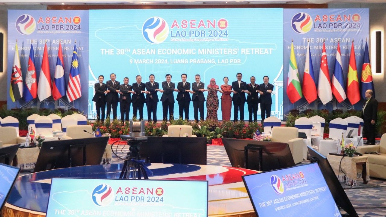 ASEAN Countries Approve 14 Priority Economic Cooperation Initiatives