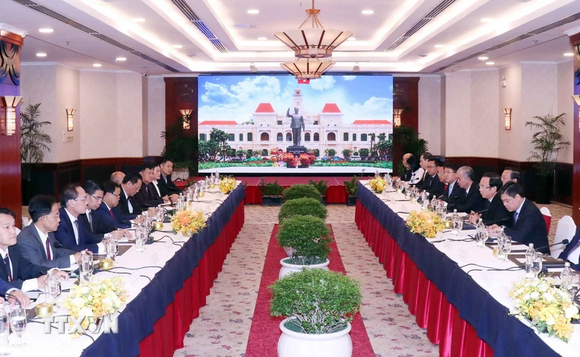 Promoting Cooperation Between Ho Chi Minh City and Lao Localities