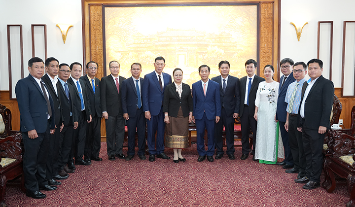 Thua Thien Hue Province Expands Cooperation with Laos in Multiple Fields