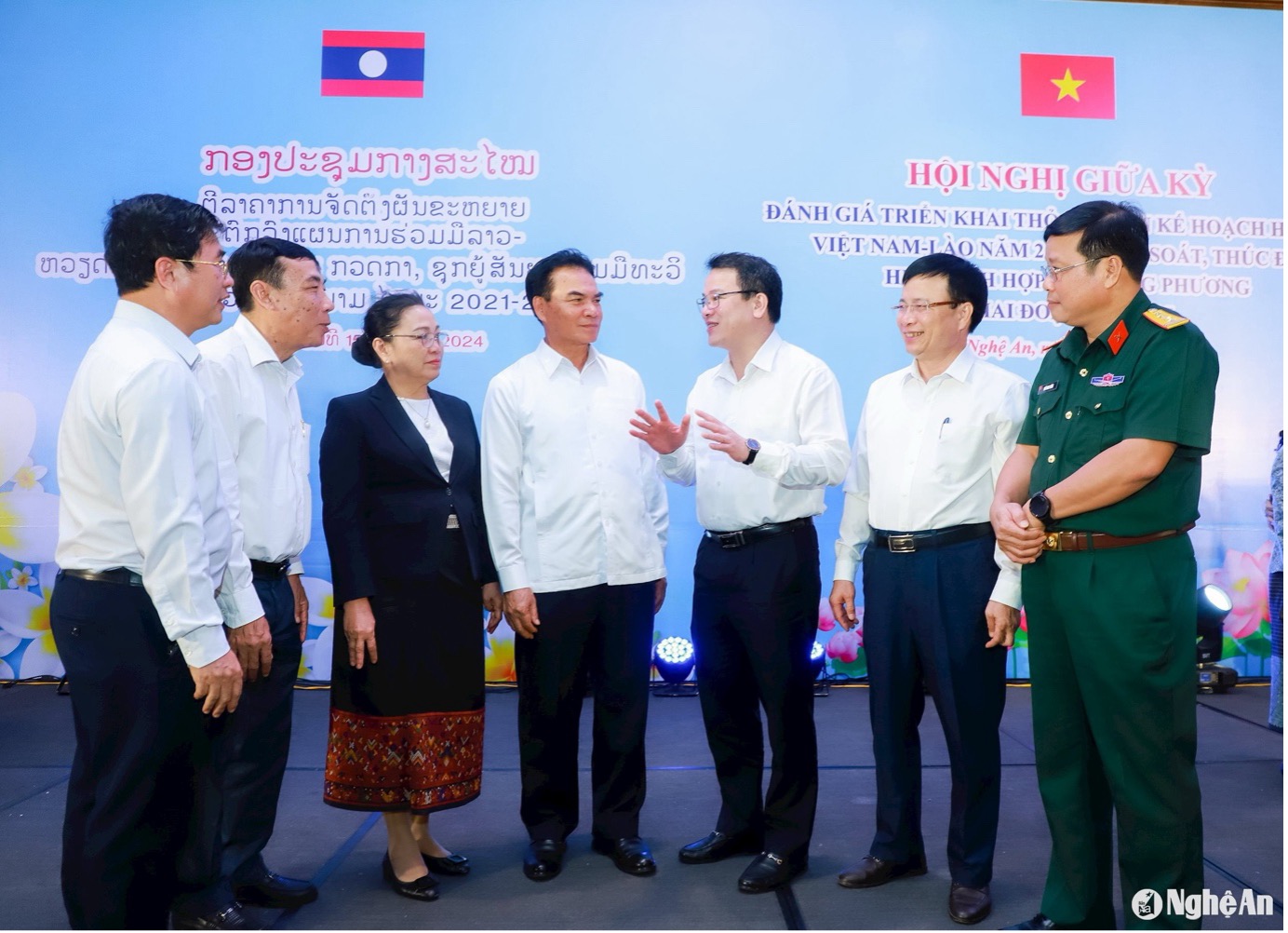 Vietnam-Laos Joint Cooperation Committee Conducts Mid-term Evaluation of Bilateral Partnership Progress