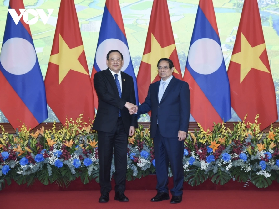 Vietnam and Laos Commit to Elevating Bilateral Trade to 5 Billion USD and Deepening Comprehensive Strategic Ties